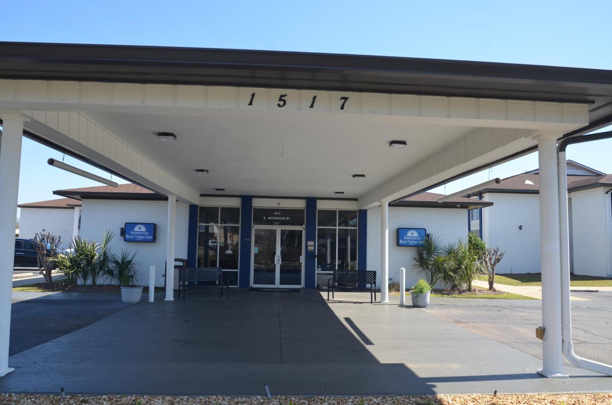 Americas Best Value Inn & Suites-Foley Exterior foto